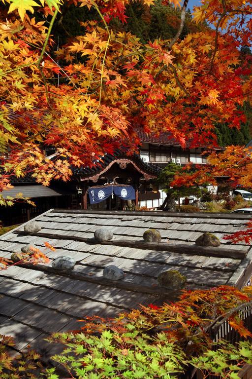Okuhida Yakushi No Yu Honjin Hotel Takajama Kültér fotó