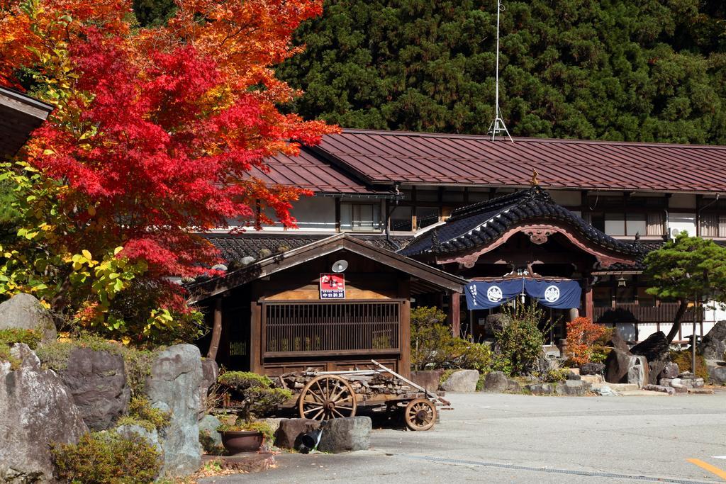 Okuhida Yakushi No Yu Honjin Hotel Takajama Kültér fotó