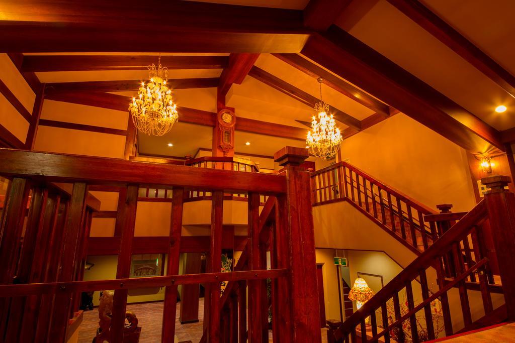 Okuhida Yakushi No Yu Honjin Hotel Takajama Kültér fotó