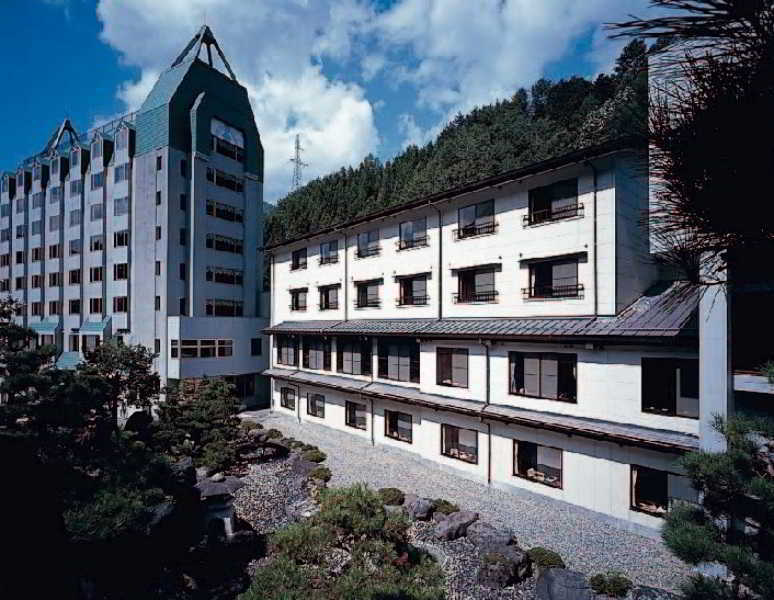 Okuhida Yakushi No Yu Honjin Hotel Takajama Kültér fotó