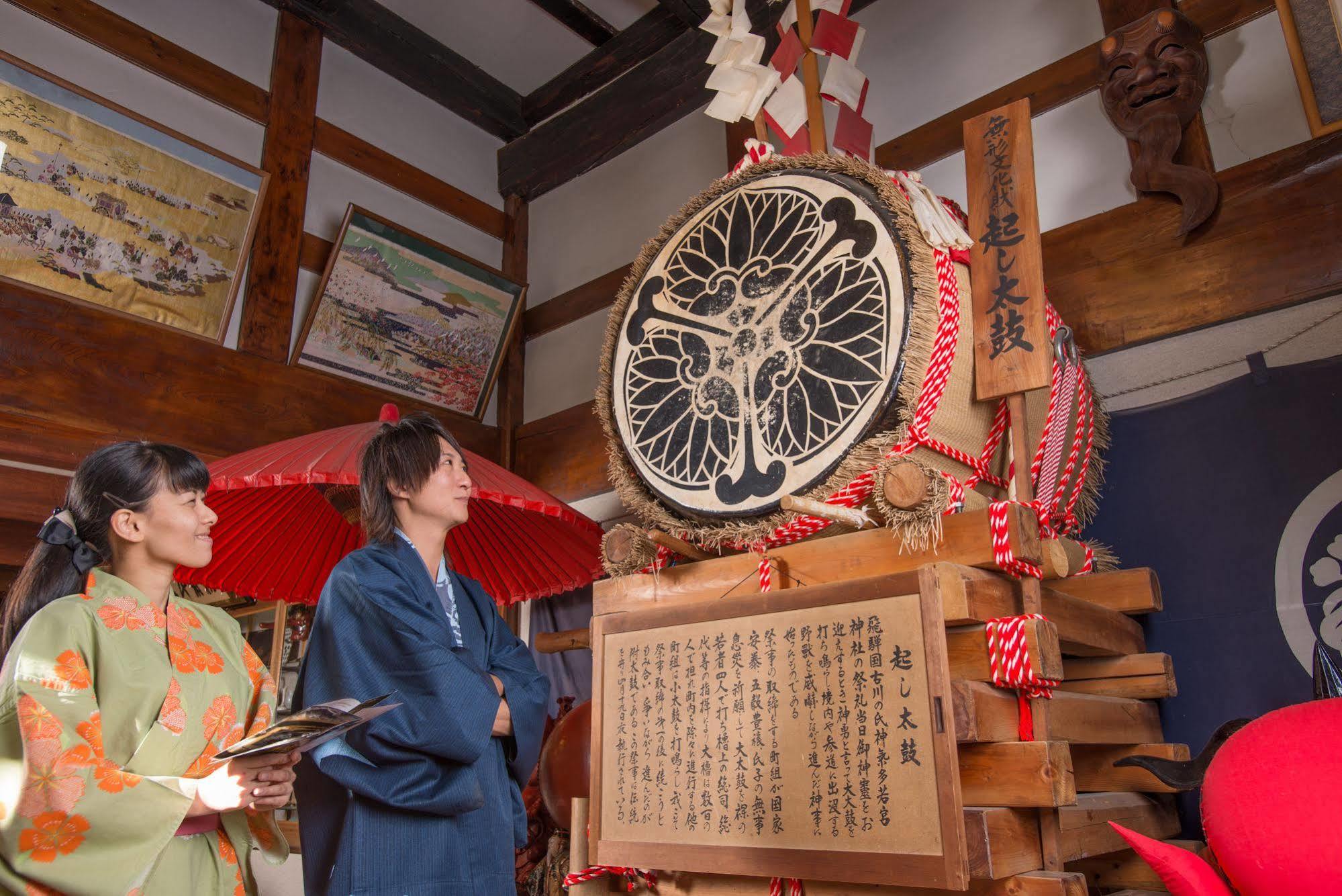 Okuhida Yakushi No Yu Honjin Hotel Takajama Kültér fotó